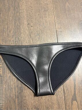 Women's Black Swim Bikini Bottom - Triangl